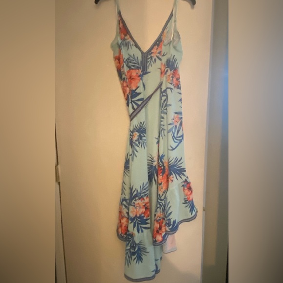 AKIRA Tropical Print Wrap Dress - Picture 3 of 3